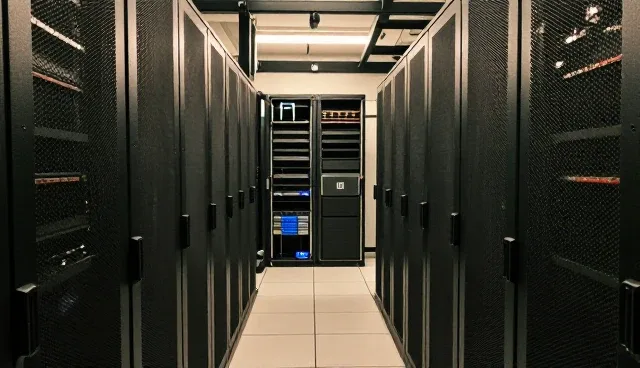 设备选型在工业场景中的实际应用与挑战分析